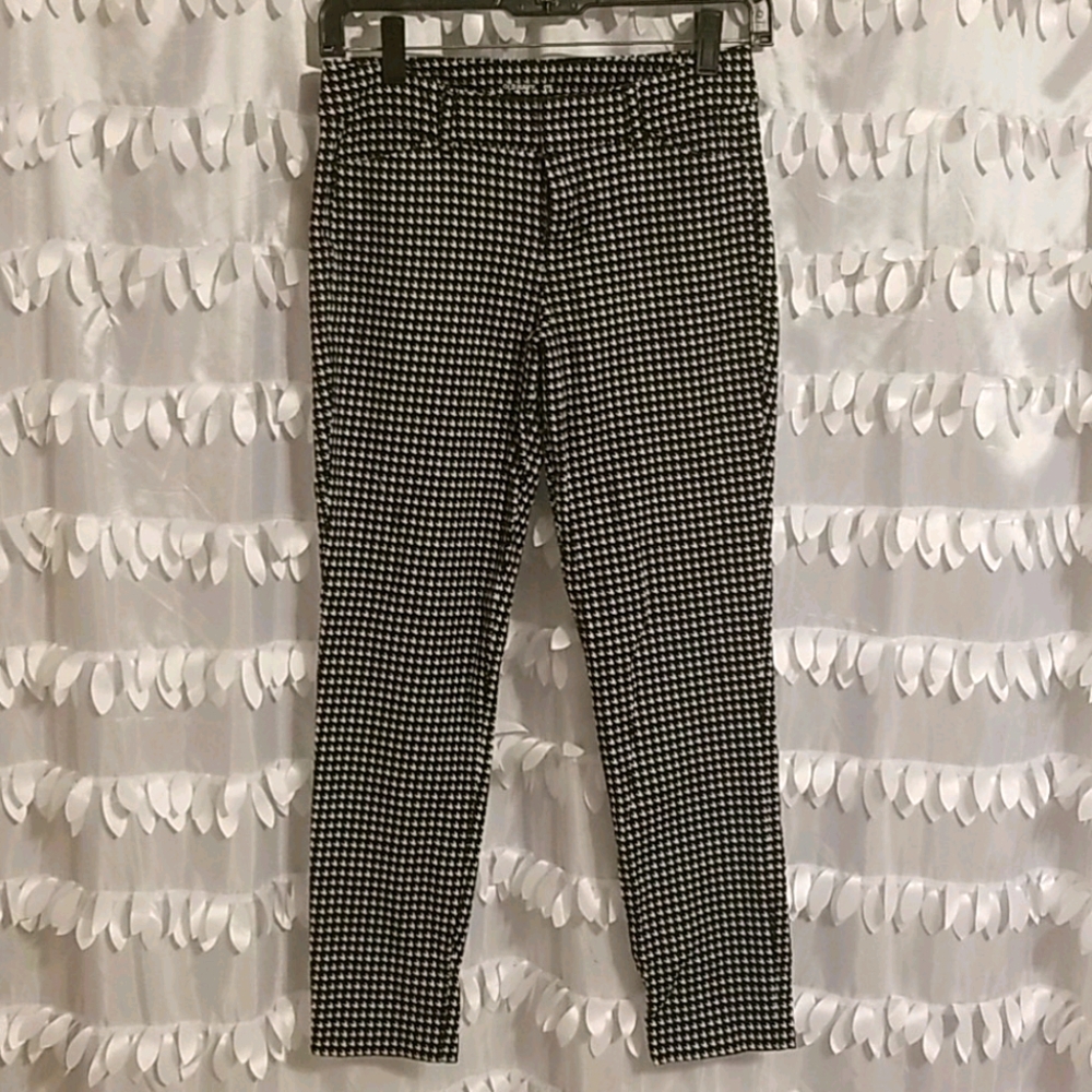 Old Navy Pixie Pants - image 1